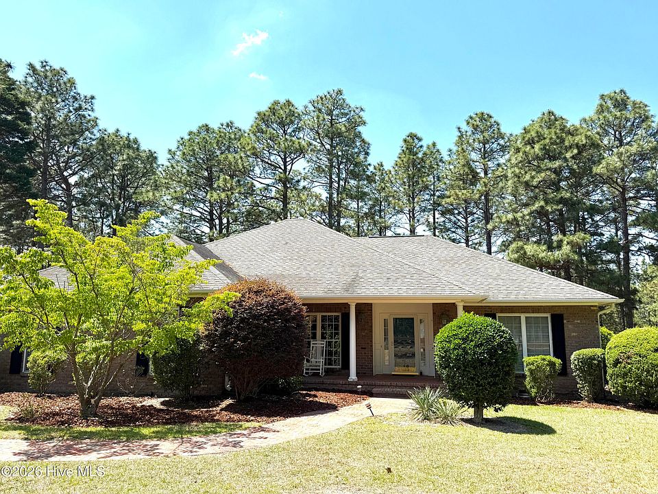 1st image of 214 Longleaf Drive
