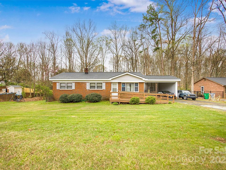 1st image of 5313 Pinebrook Dr