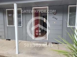 4546 State St, Salem, OR 97317
