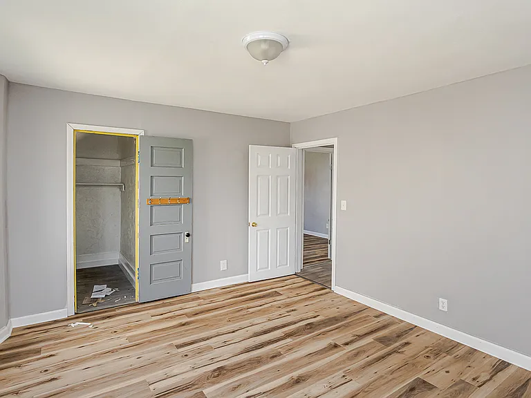 315 Eastern Ave — Photo 28