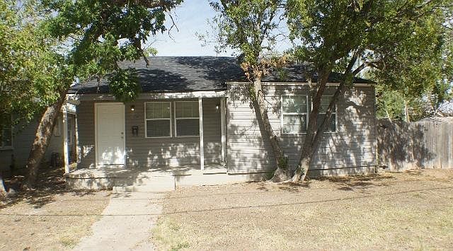 Front of duplex
