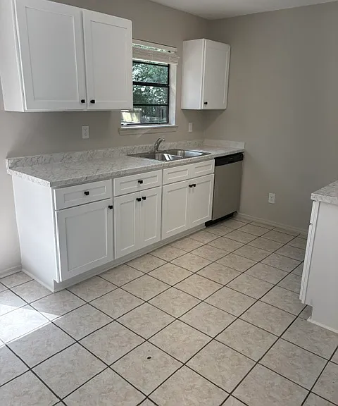 5743 Pheasant Ct — Photo 3