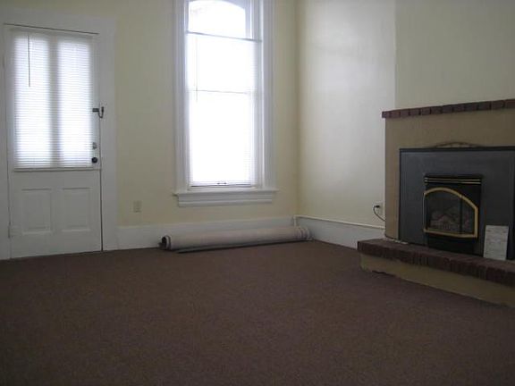 2nd image of 703 N Texas St APT 3