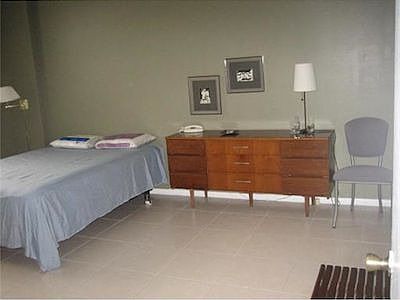 3rd image of 901 Hillcrest Dr APT 304