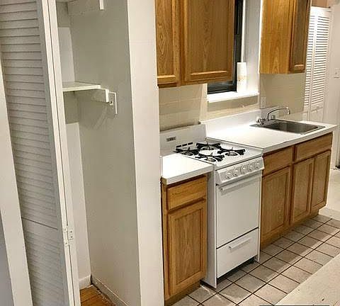 5th image of 246 W 22nd St APT 18