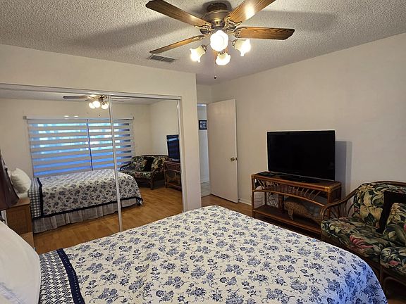 4th image of 5 Rogart Cir