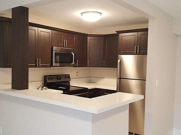 3rd image of 8335 SW 72nd Ave APT 216D