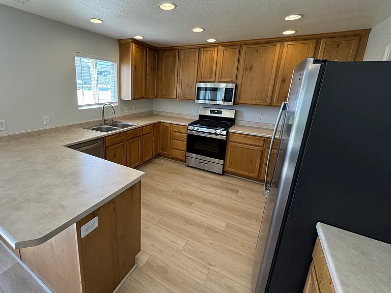 2817 W Willow Sprout Rd — Photo 8