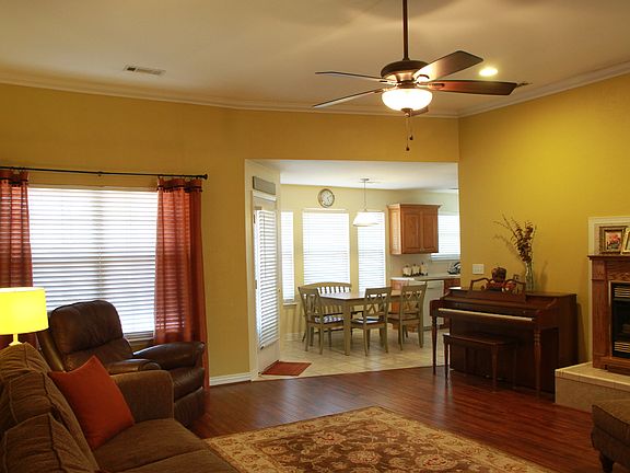 5th image of 1664 N Saddlehorn Ave