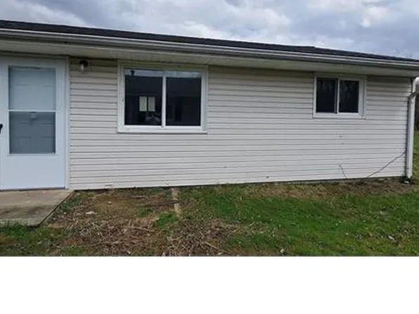 215 Brace Ave #B, Elyria, OH 44035