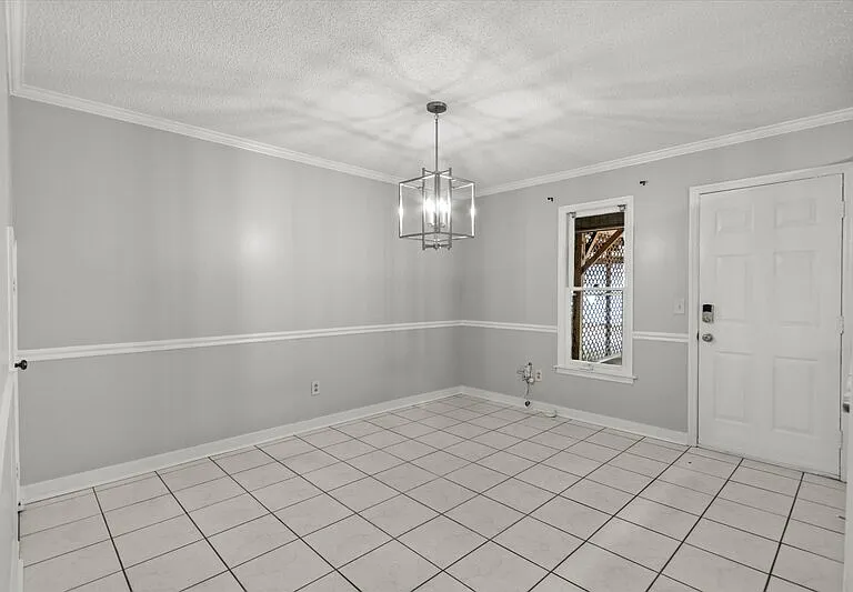 429 Russell St NE — Photo 10
