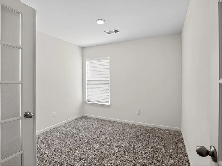 512 Albert Anthony St — Photo 11