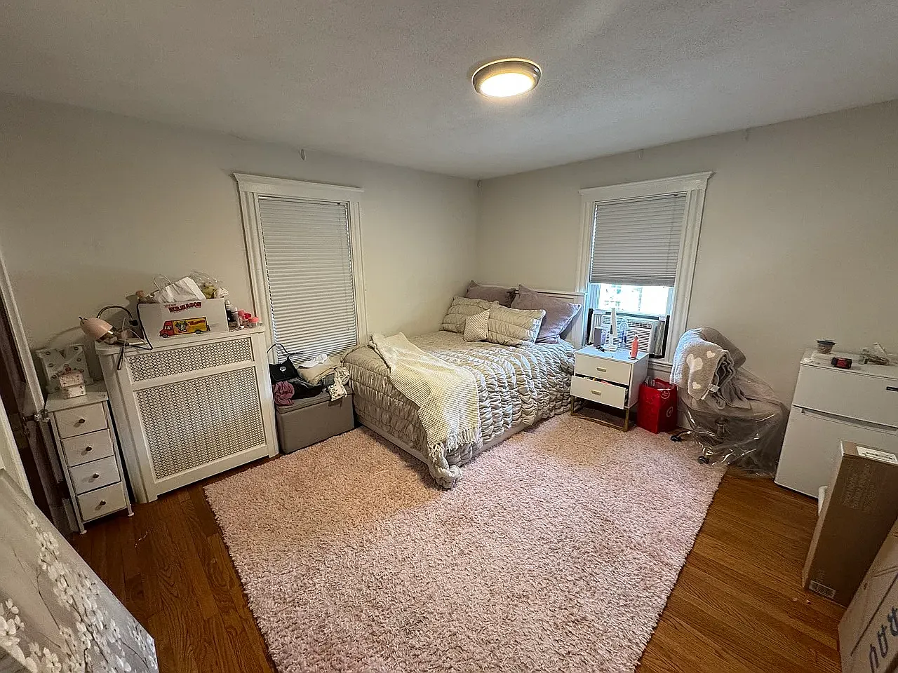 6 bed, 2464 sqft, $9,100 — Photo 4