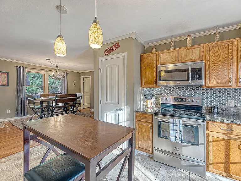 167 Johnson Cir — Photo 14