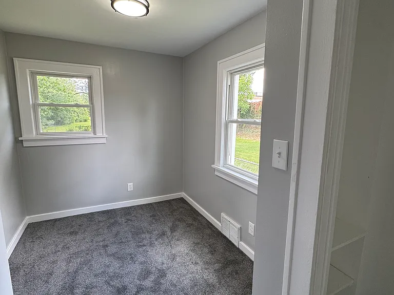 1132 Triplett Blvd — Photo 8