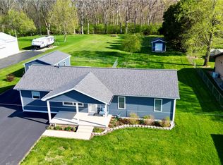 1680 Martin Dr, Decatur, IL 62521