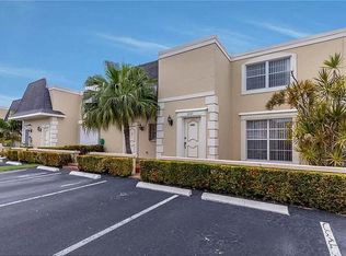 2421 NE 10th St #153, Hallandale, FL 33009