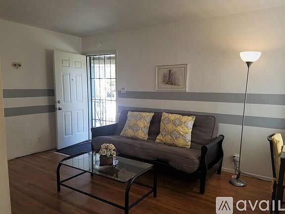 3rd image of 2705 Alma St