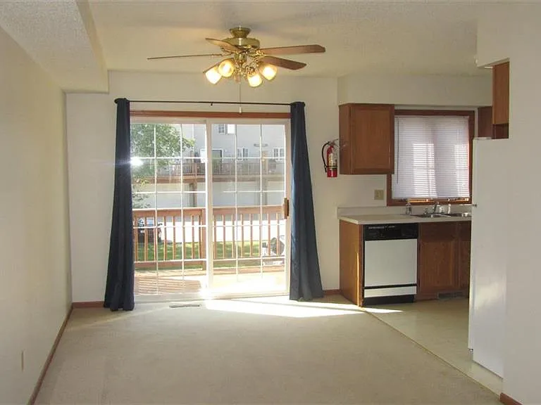 1829 Earl Rd — Photo 4