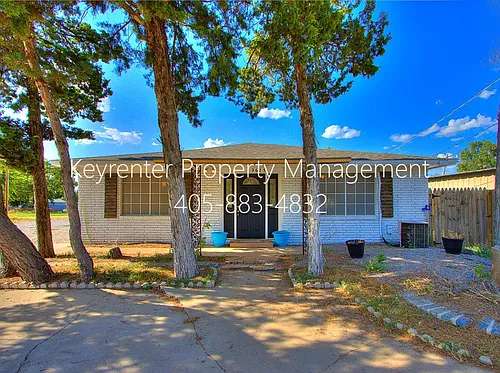 3615 SW 12th St Photo 1