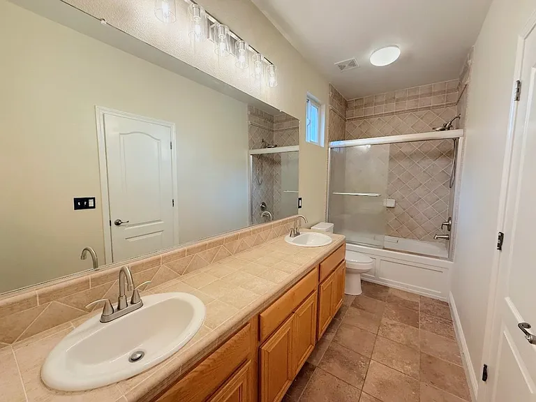 110 Montage Dr — Photo 15