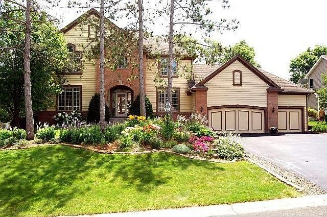 1st image of 8323 Emerald Ln