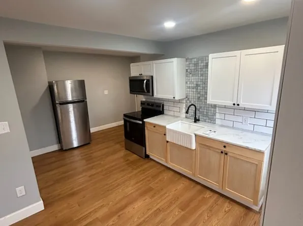 311 W Market St, Scranton, PA 18508