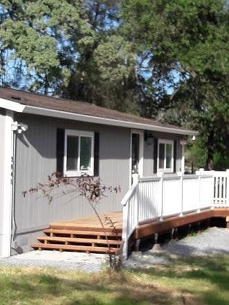 Fully remodeled 960 sq.ft. 2 bedroom 1 bath all new