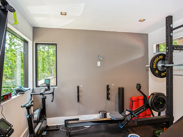 63 Houston Dr — Photo 19