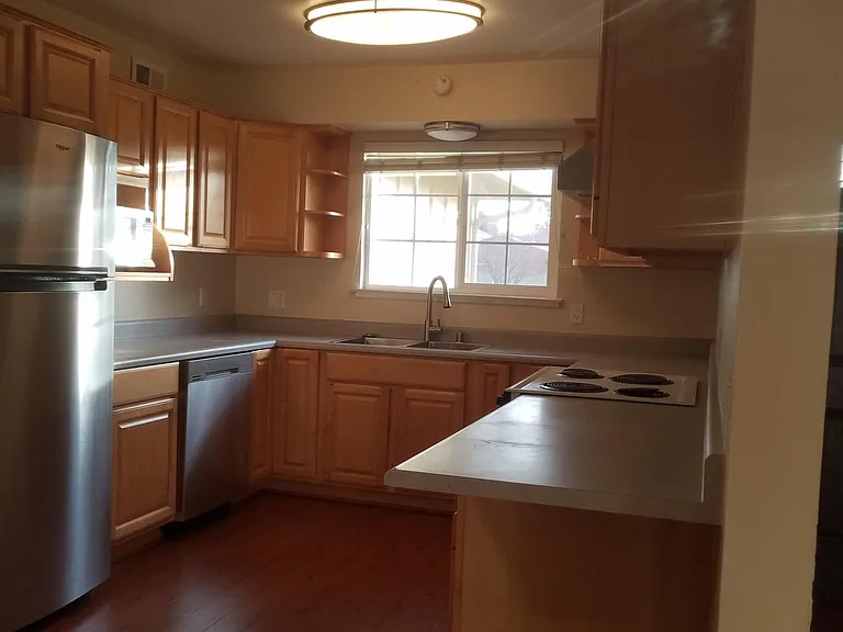 1075 Marilla Ave — Photo 3