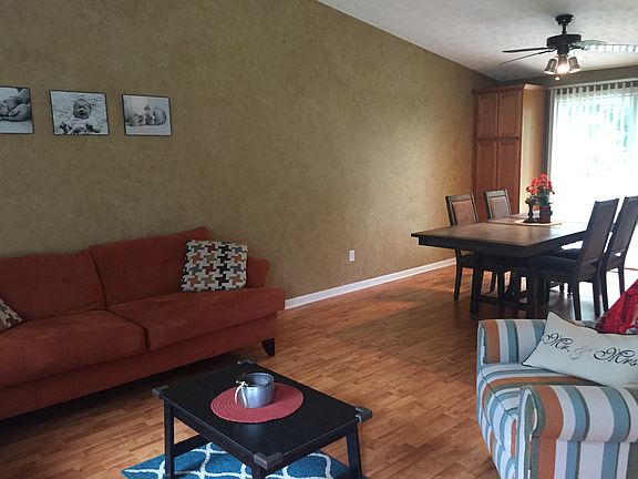 2nd image of 100 Pegotty Ct NE