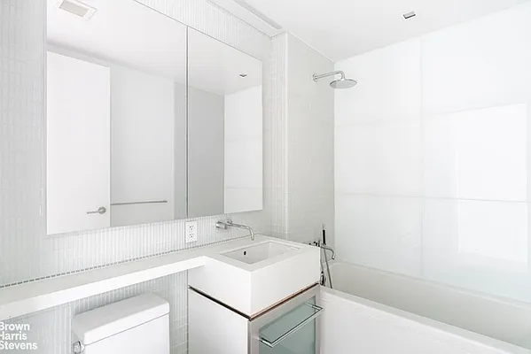 Rented by Brown Harris Stevens | media 20