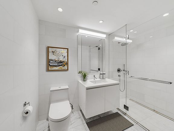 4th image of 685 1st Ave APT 6D