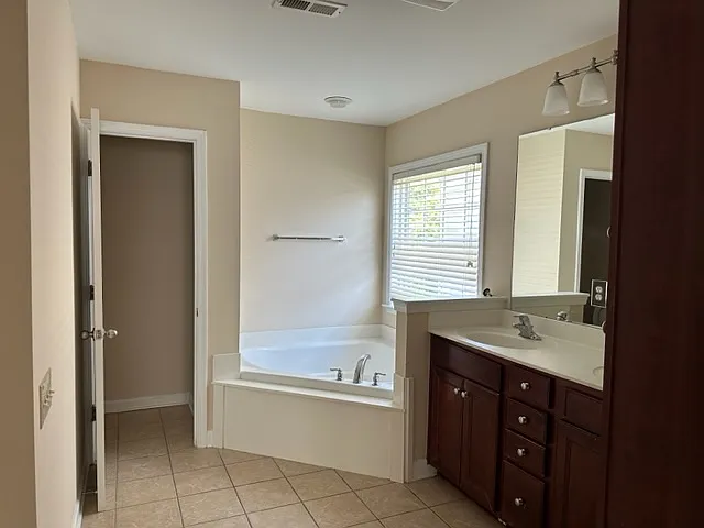 13945 Mallard Lake Rd — Photo 23