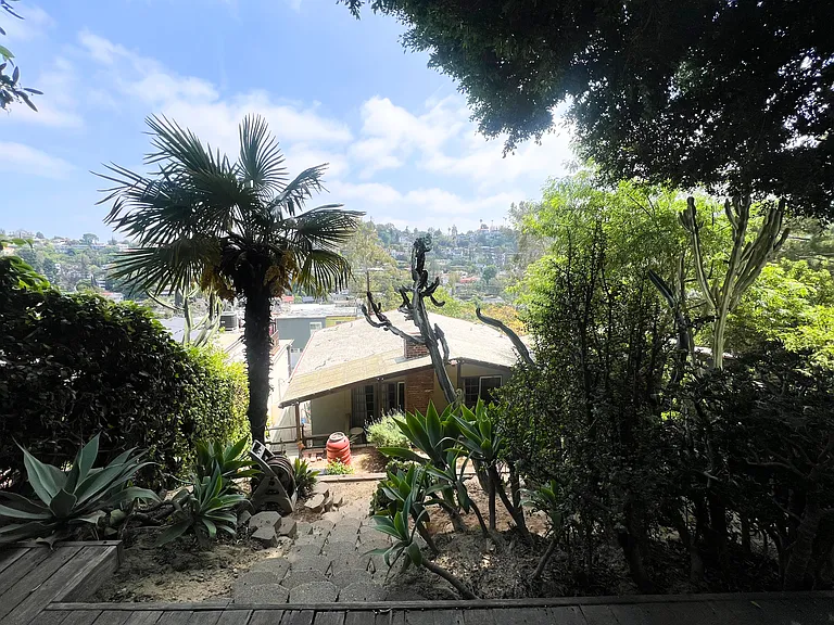 2159 Lyric Ave — Photo 24