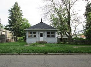 207 W Devlin St, Spring Valley, IL 61362