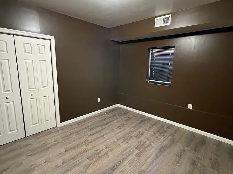 329 Pine St #1 — Photo 14