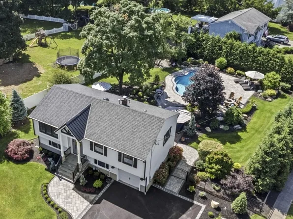 117 Sunset Rd, Pequannock Twp., NJ 07444