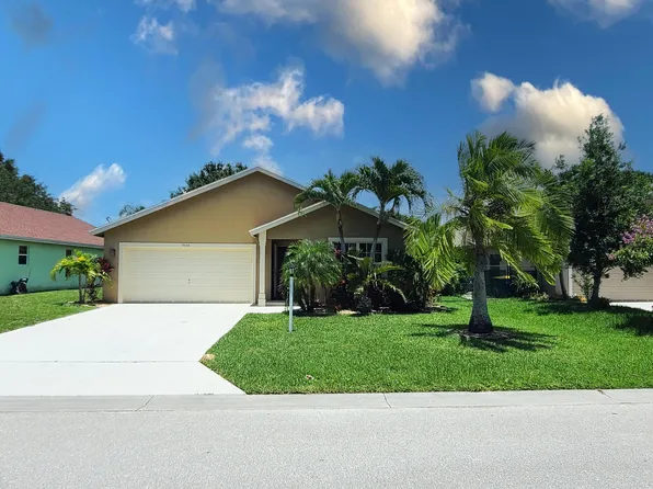 9034 SW Caprice Circle, Stuart, FL 34997