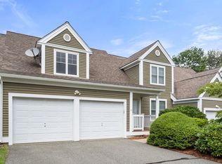 4 Washington Ct, Uxbridge, MA 01569