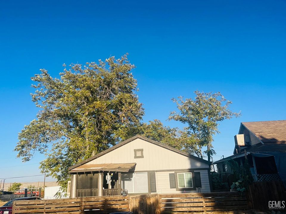 2nd image of 310 General Petroleum Ave