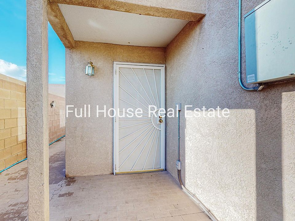 212 Manzano St NE APT A, Albuquerque, NM 87108 | Zillow