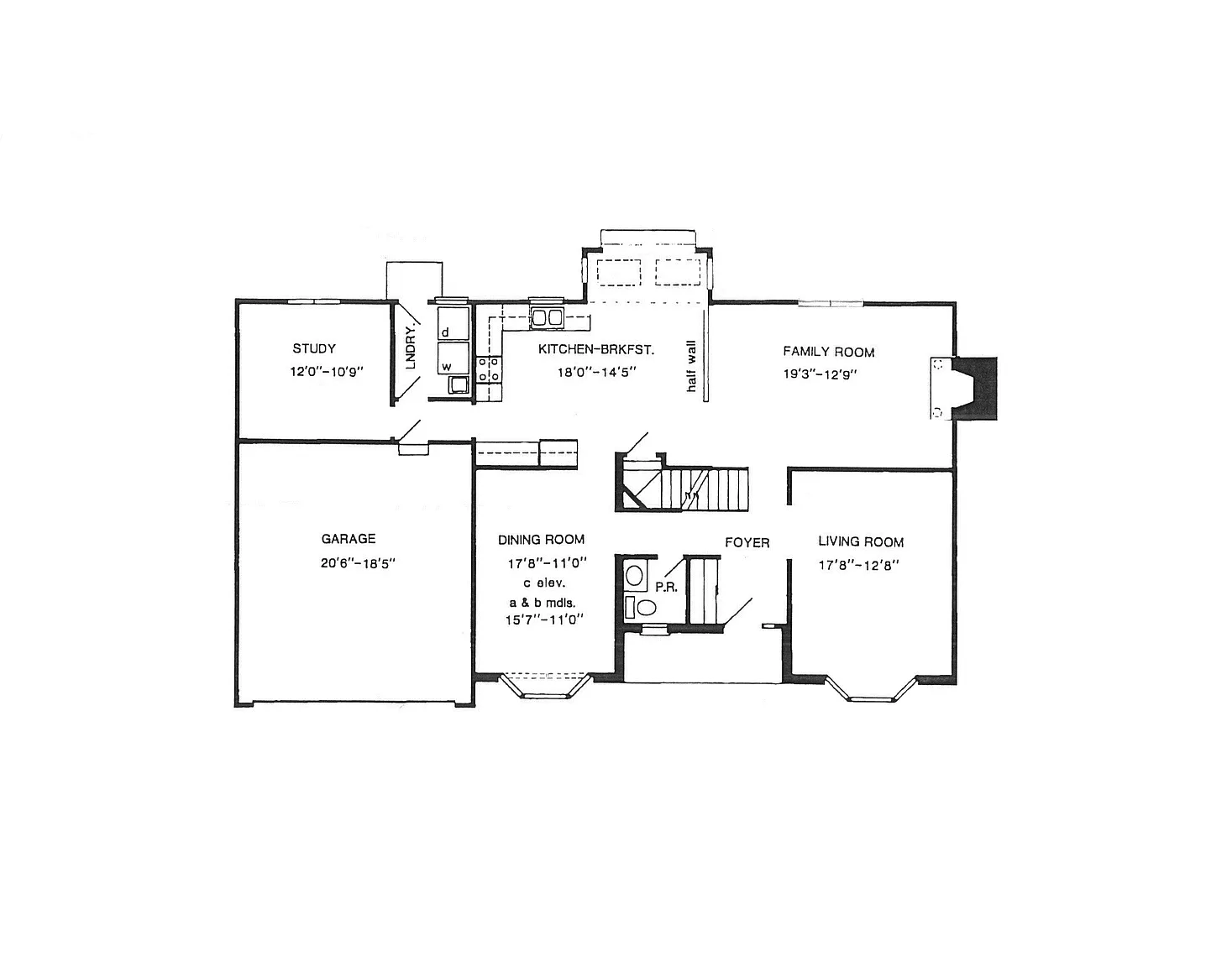 886 Hampton Dr photo 1