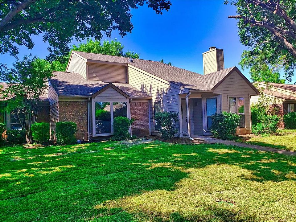 1st image of 411 Wind Wood Dr