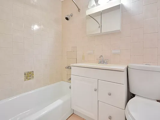 Rented by Compass | media 15