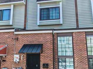 6218 Pine St, Philadelphia, PA 19143