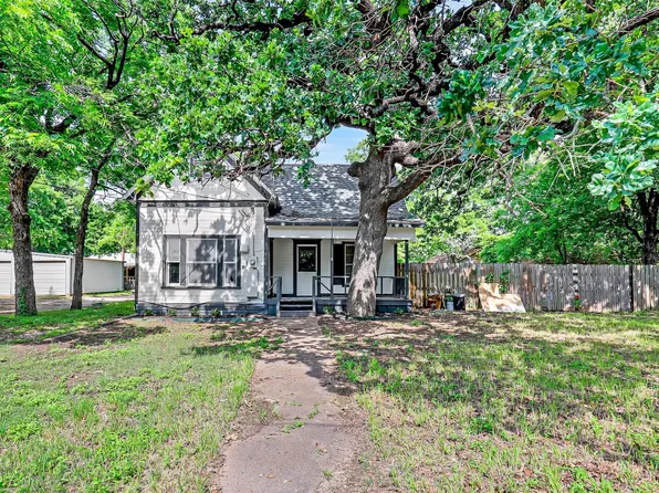 707 S Robinson St, Cleburne, TX 76031
