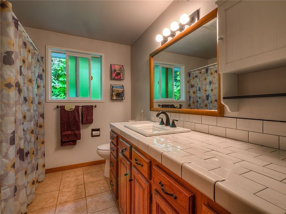 1st image of 13921 SE 272nd St