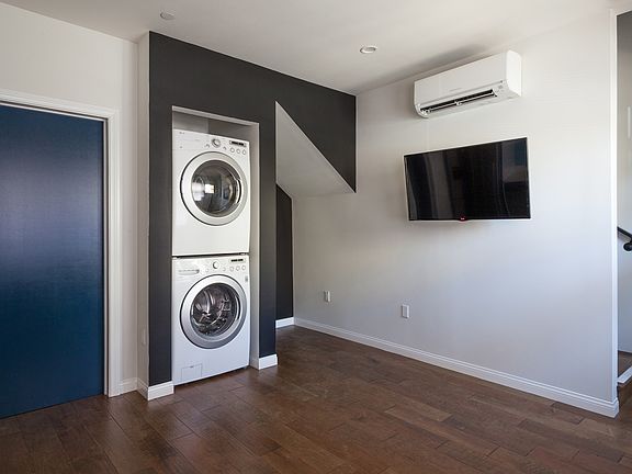 3rd image of 2716 Ellendale Pl #2716.3