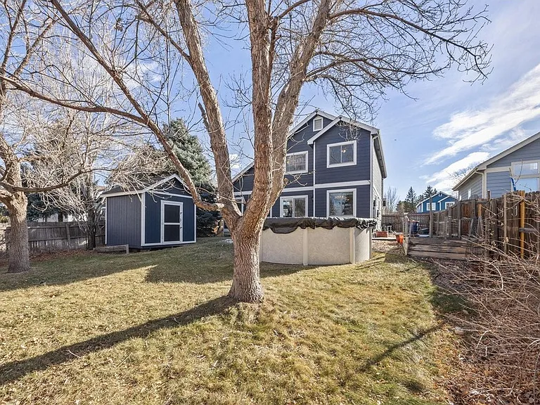 387 Oak Ln — Photo 17
